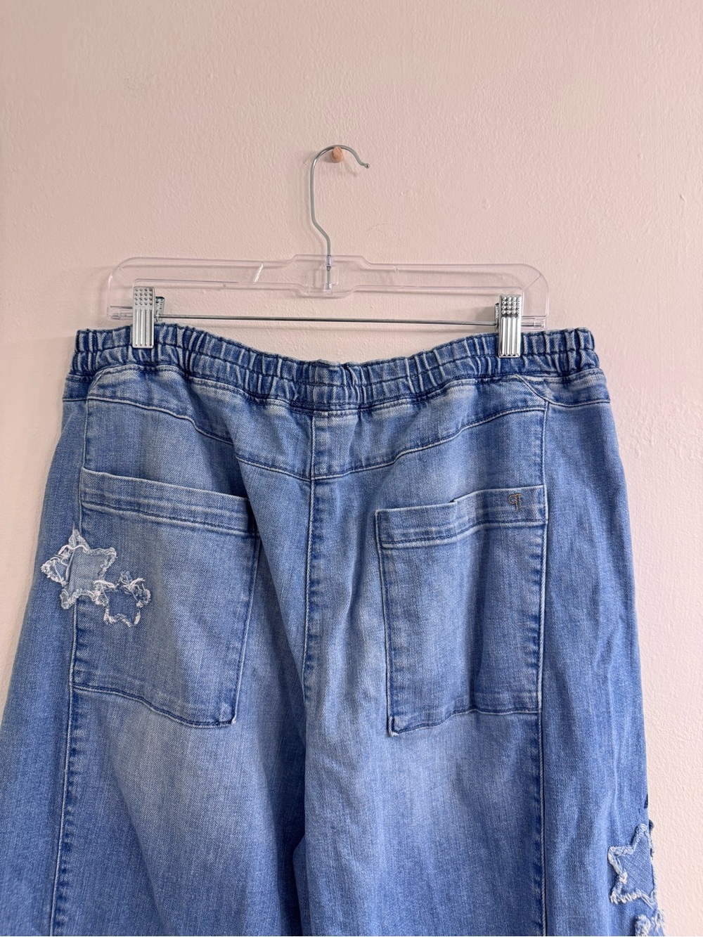 Pilcro Blue Denim Star-Appliqué Wide Leg Jeans - Picture 4 of 5